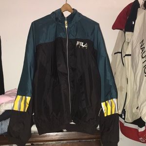 ✨90’s Fila Tech Windbreaker✨